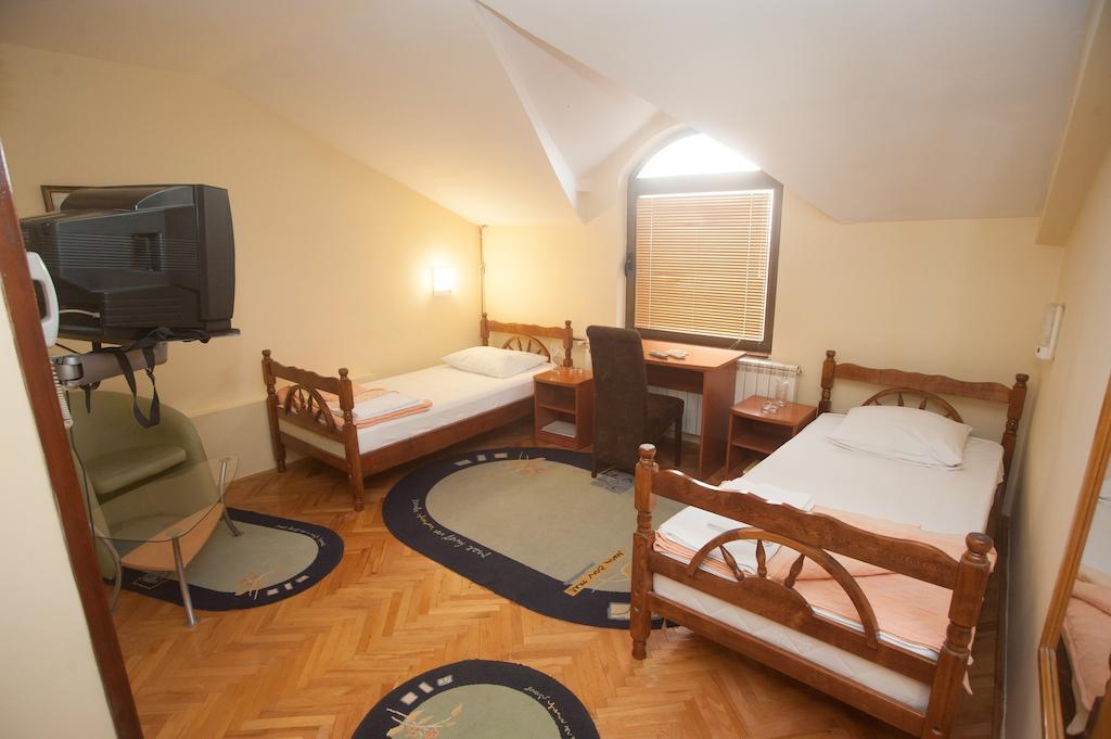Hotel Extra Lion Md Ni الغرفة الصورة